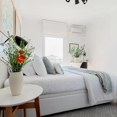 Appartement Sea Views From 4 Balconies Walk Score 90