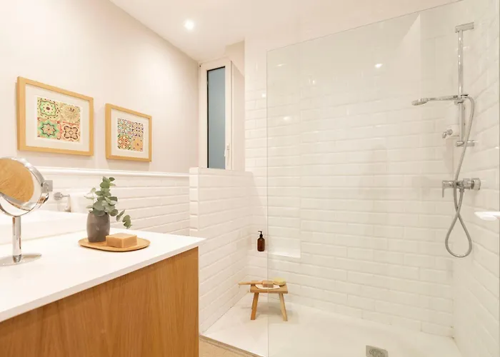 Sea Views From 4 Balconies Walk Score 90 Apartman