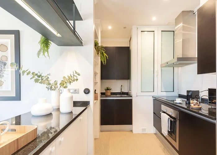 Apartman Sea Views From 4 Balconies Walk Score 90 *