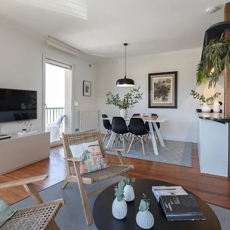 Apartamento Sea Views From 4 Balconies Walk Score 90 San Sebastián